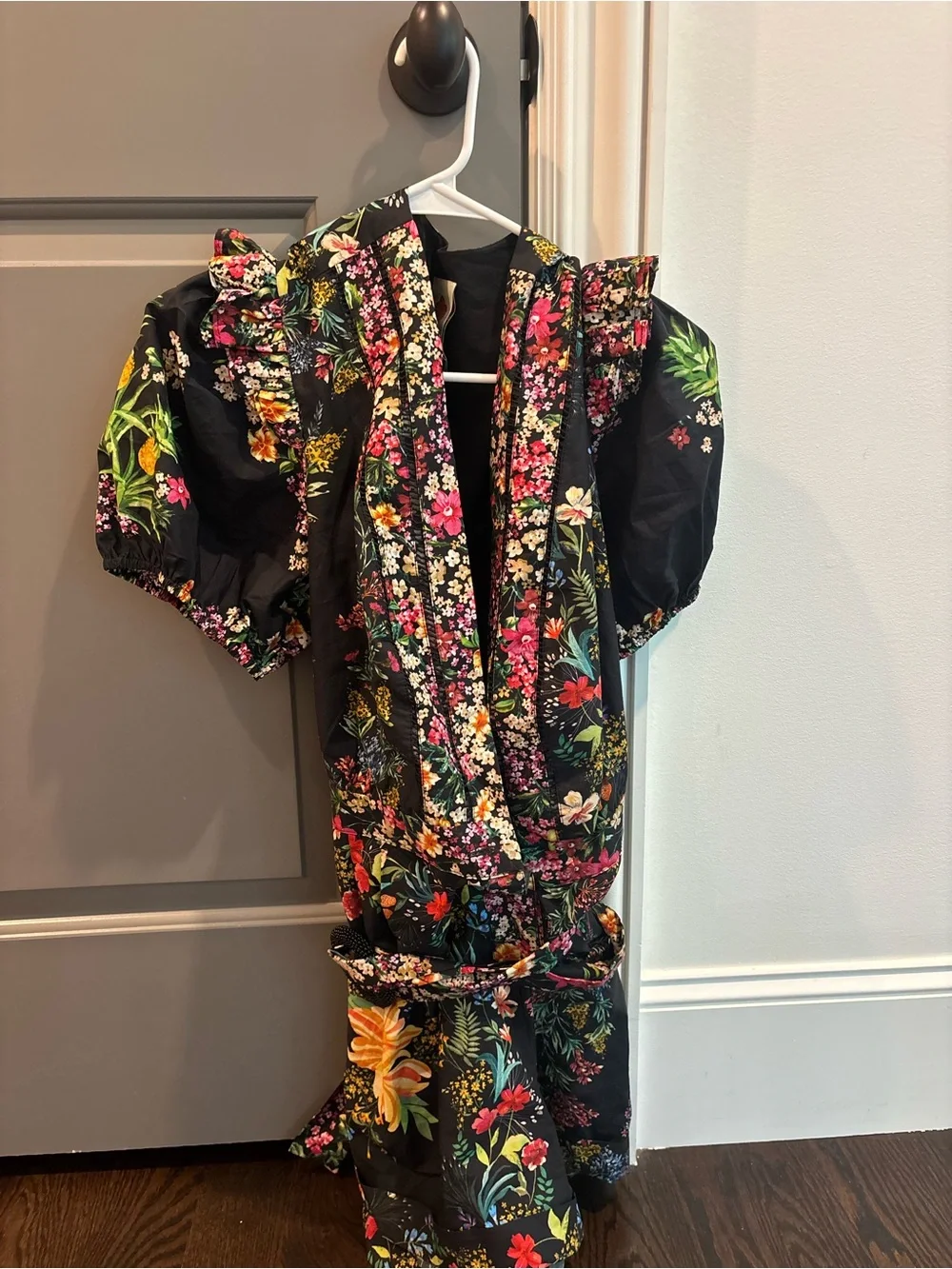 FARM Rio Black Multicolor Floral Belted Romper - Picture 2 of 3